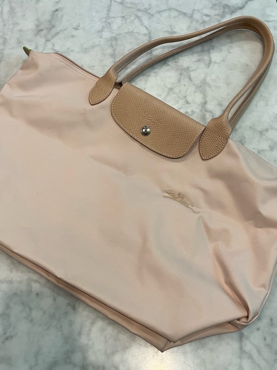 Longchamp Handbags - Longchamp Pale Pink Tote
